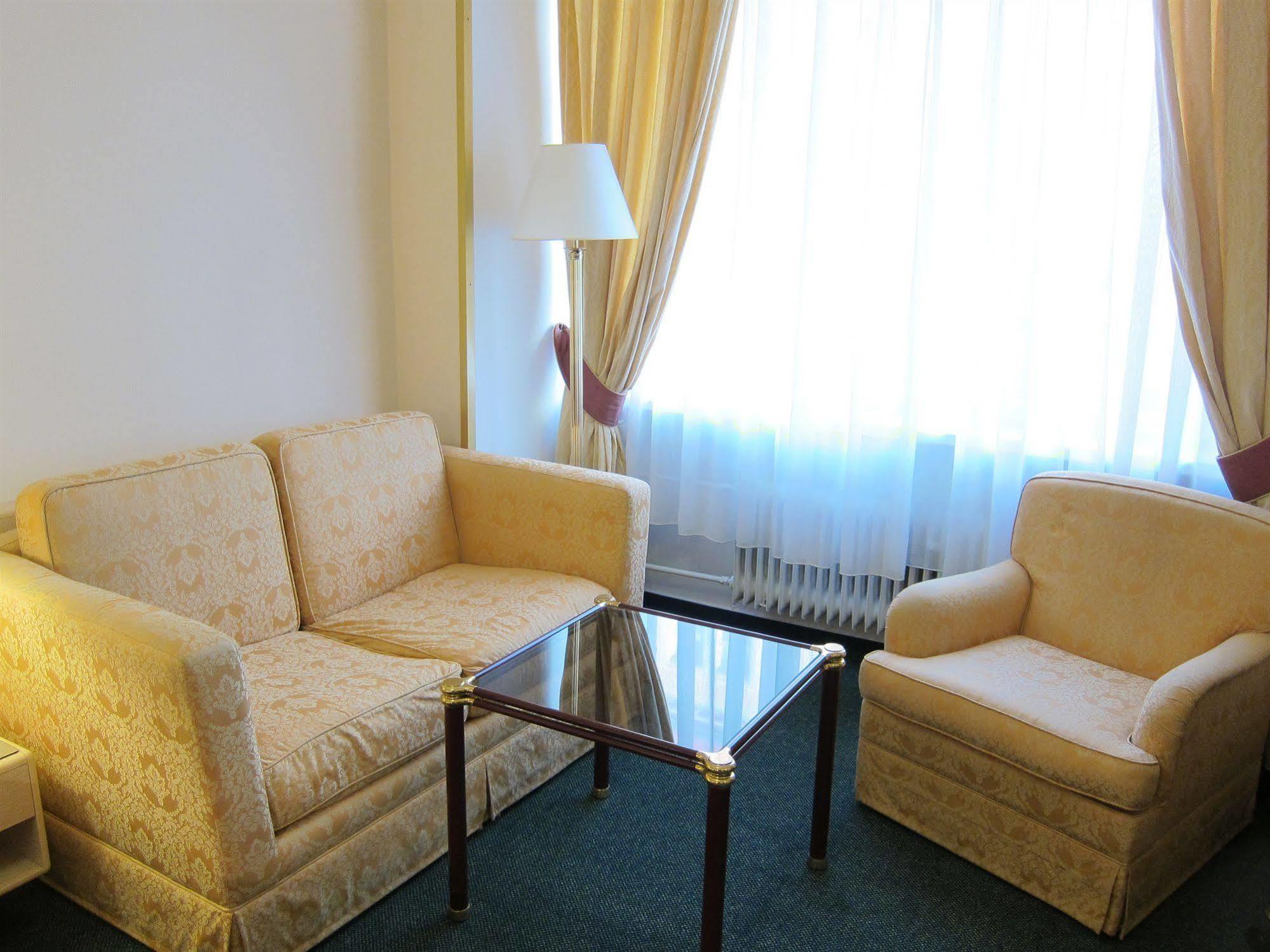 Hotel Mira Inn براغ المظهر الخارجي الصورة