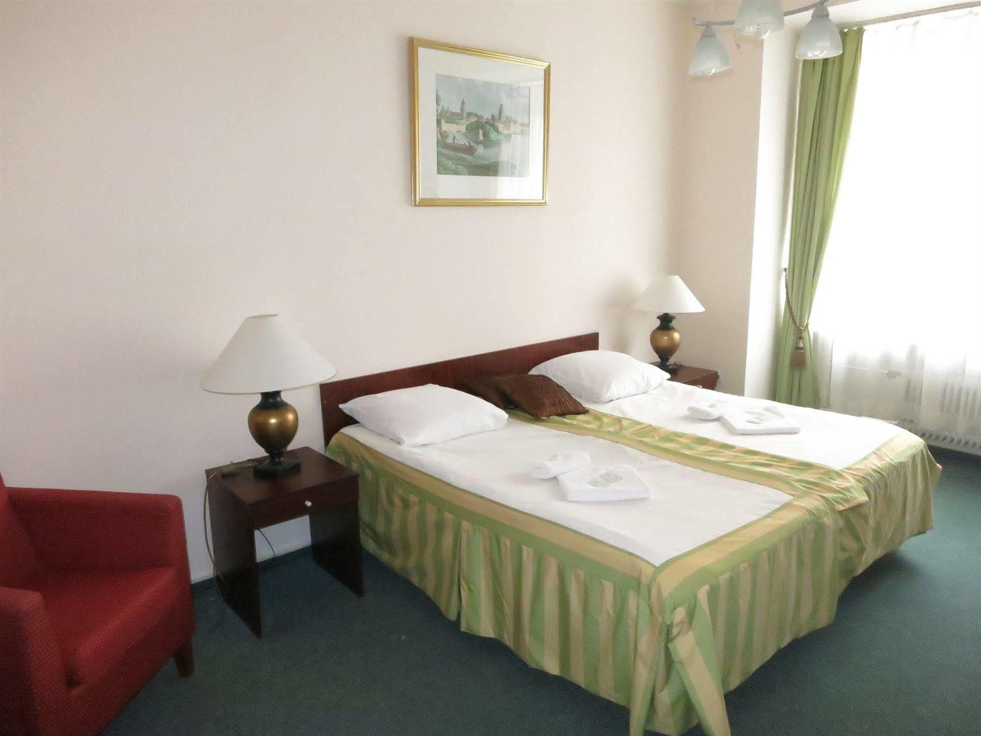 Hotel Mira Inn براغ المظهر الخارجي الصورة