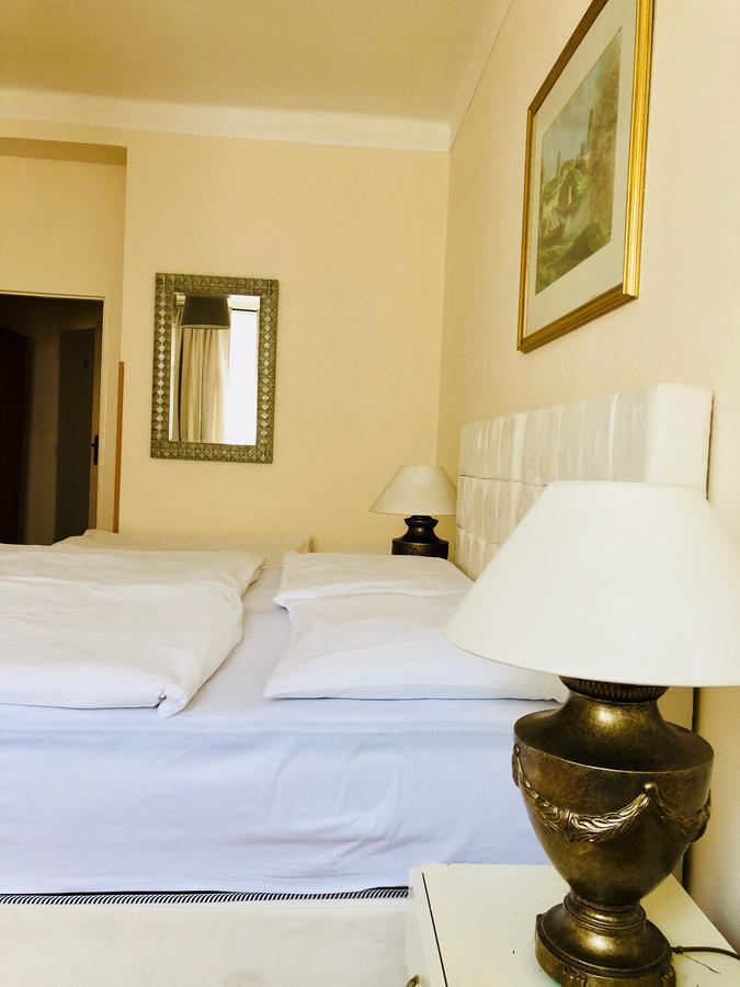 Hotel Mira Inn براغ المظهر الخارجي الصورة